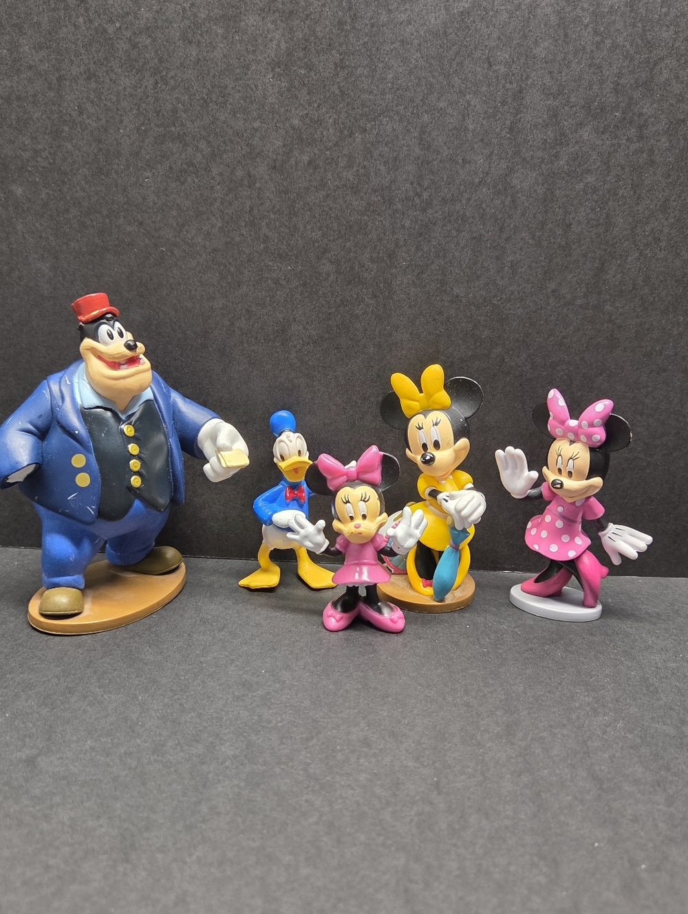 Lot Of 5 Disney Characters Minnie Mouse Donald Duck & Pete - Flaws